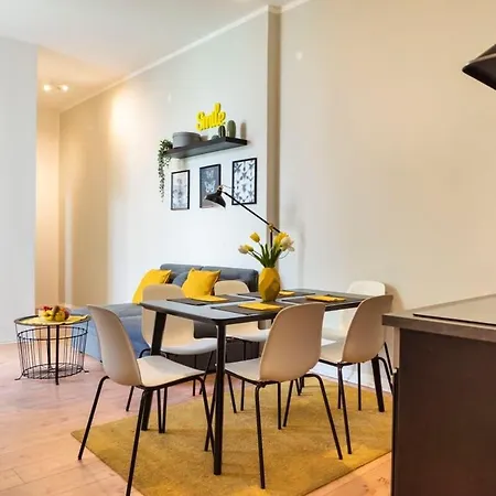 Apartment Family In Location *